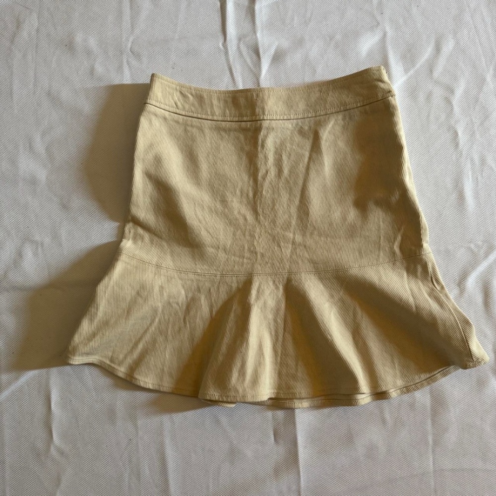 GAP Tan Ruffled Trumpet Mini Skirt